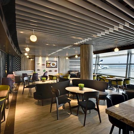 מלון ספאנג Plaza Premium Lounge מראה חיצוני תמונה